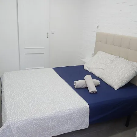 홈스테이 Rooms Burjassot 부르하소트